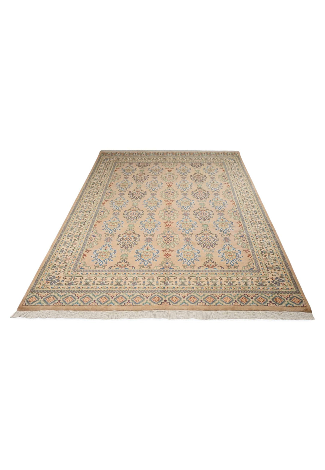 Wool and silk pile of apricot palmette rug, 198×251cm