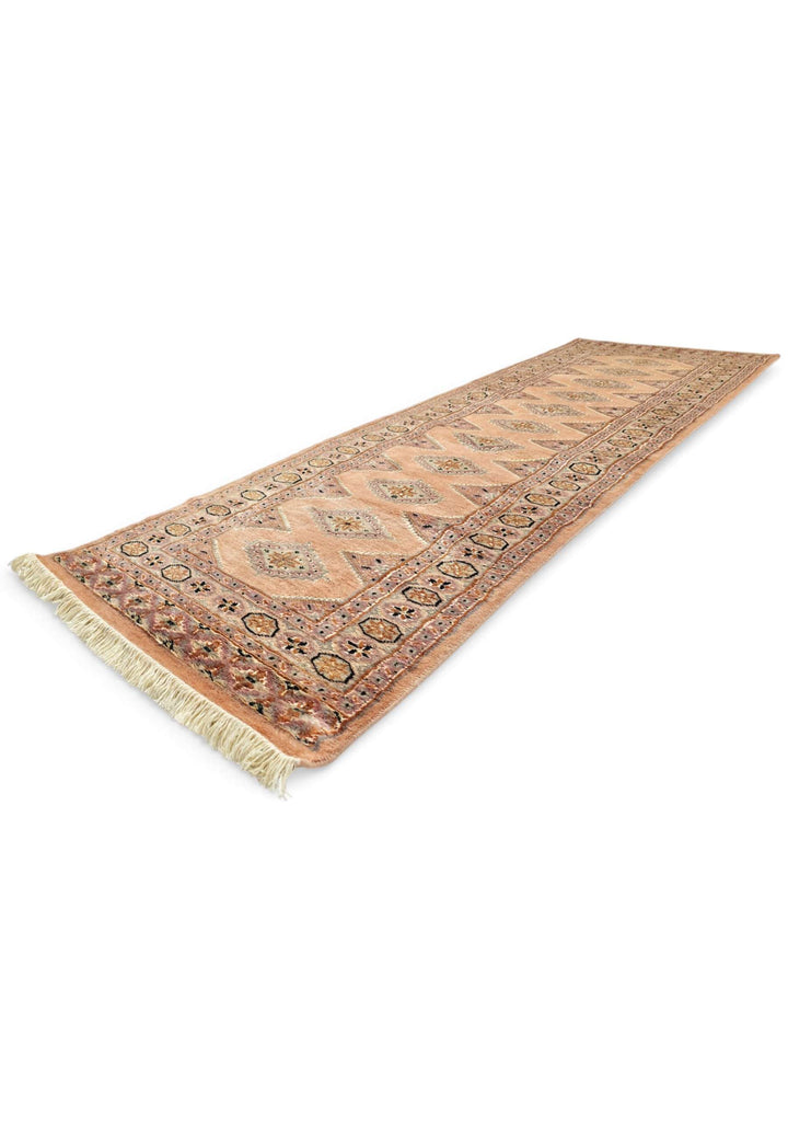 Wool and silk pile of salmon mauve Jaldar runner, 61×185cm