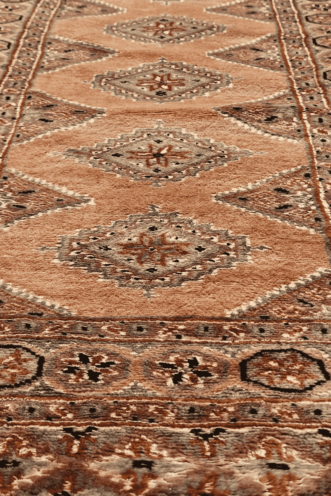 One-of-a-kind salmon and mauve Pakistani Jaldar runner