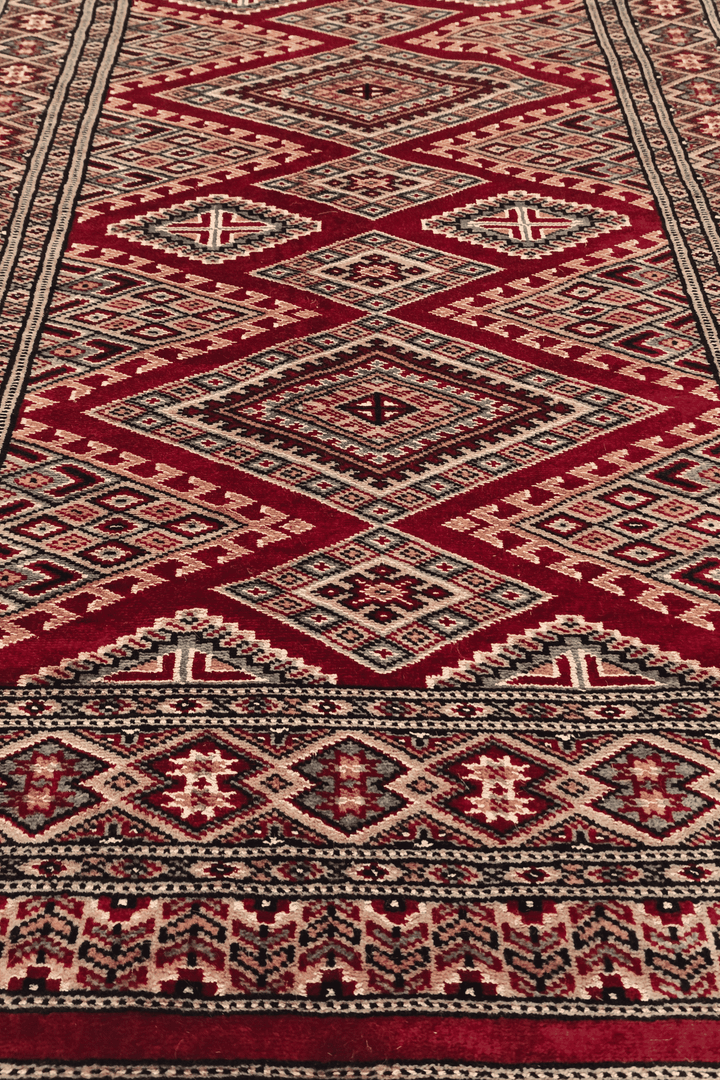 Hand-knotted wine Jaldar runner with silk lattice güls
