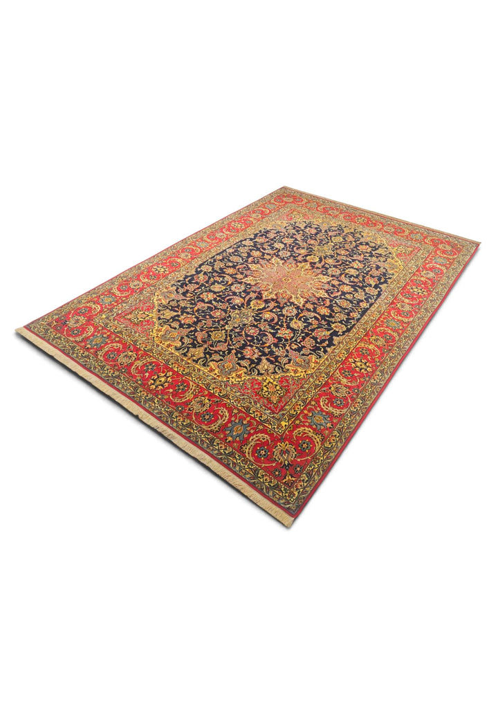 Black and red Isfahan rug for a large living room, 4.5 tatami