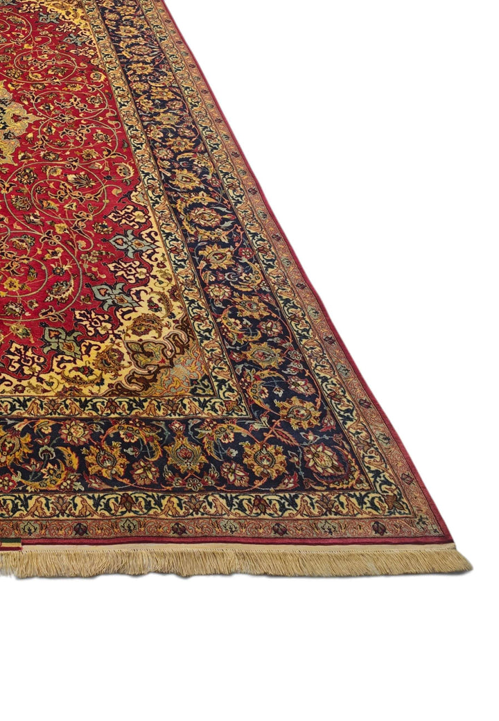 Fringe of signed Sirafian Isfahan rug, 202×307cm