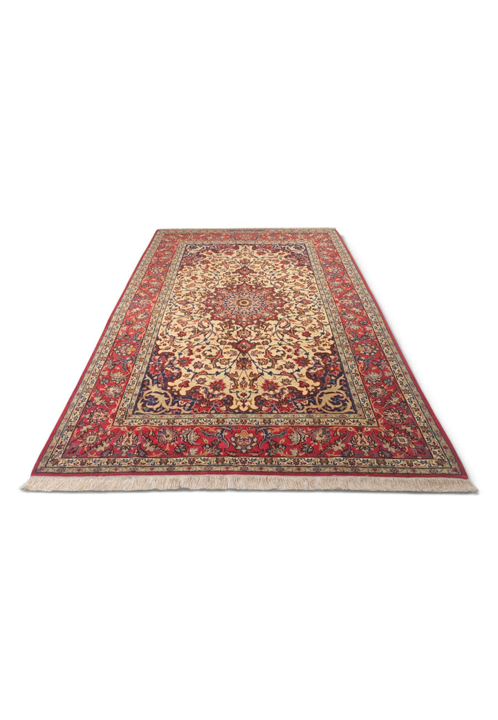 Hand-knotted wool pile of Sirafian Isfahan rug, 160×230cm