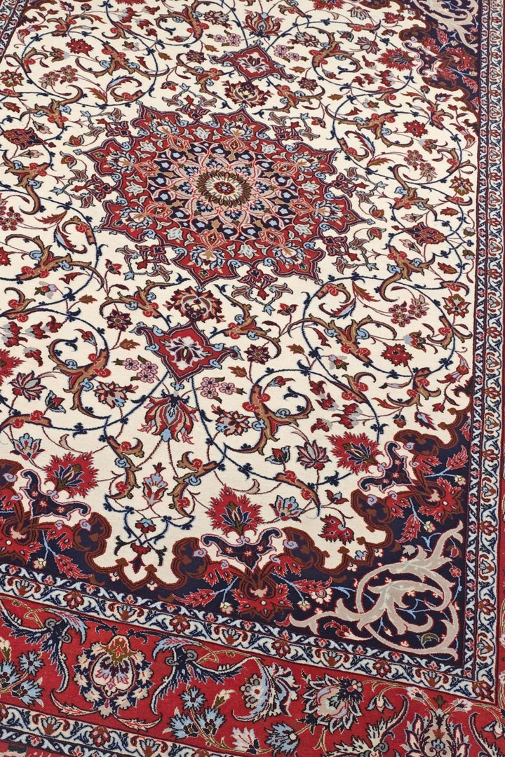 Border detail of ivory red Sirafian Isfahan rug