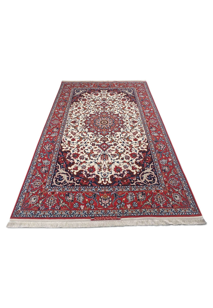 Hand-knotted wool pile of Sirafian Isfahan rug, 149×238cm