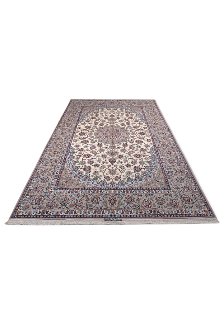 Hand-knotted wool pile of Yazdani Isfahan rug, 208×308cm