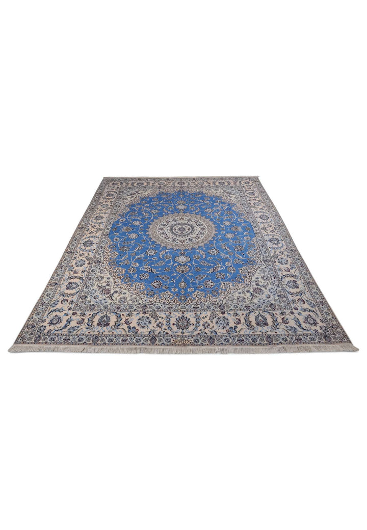 Hand-knotted wool pile of Gonbad Nain rug, 204×248cm
