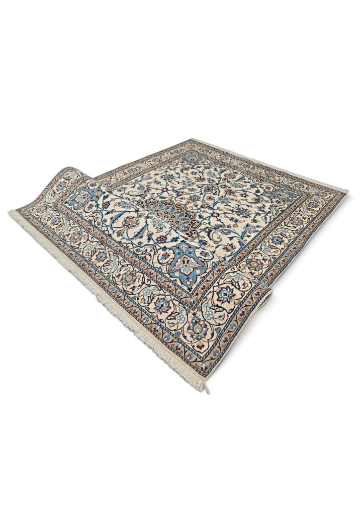 Ivory and sky blue Nain rug for a bedroom, 2 tatami