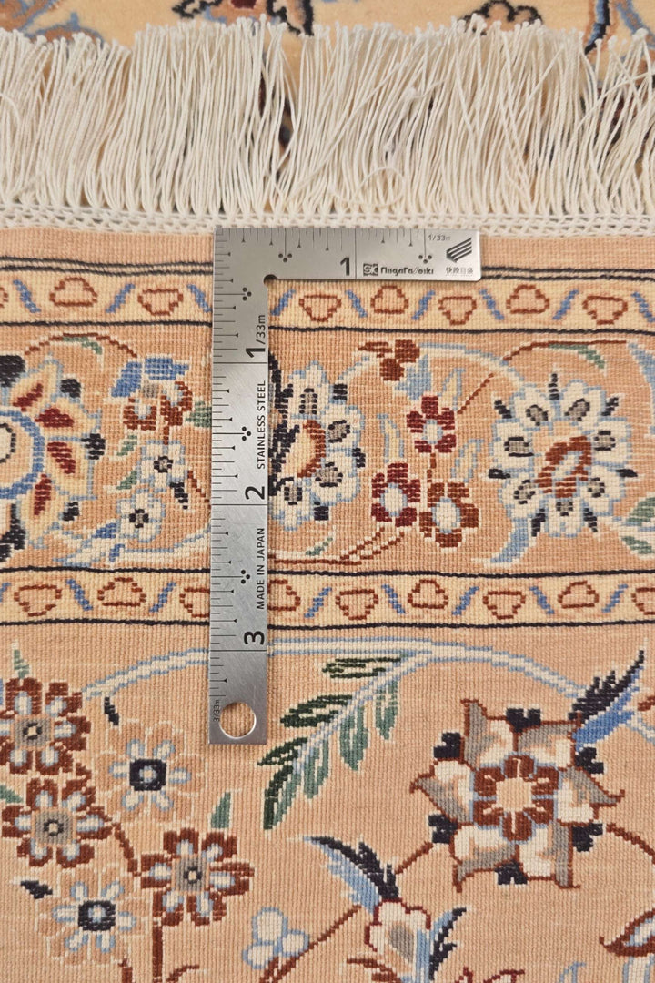 Ivory and camel Nain Persian rug, hand-knotted