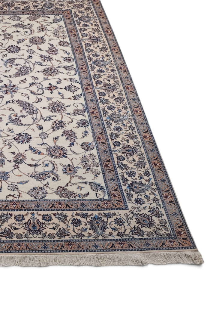 Ivory salmon arabesque Nain Persian rug, hand-knotted
