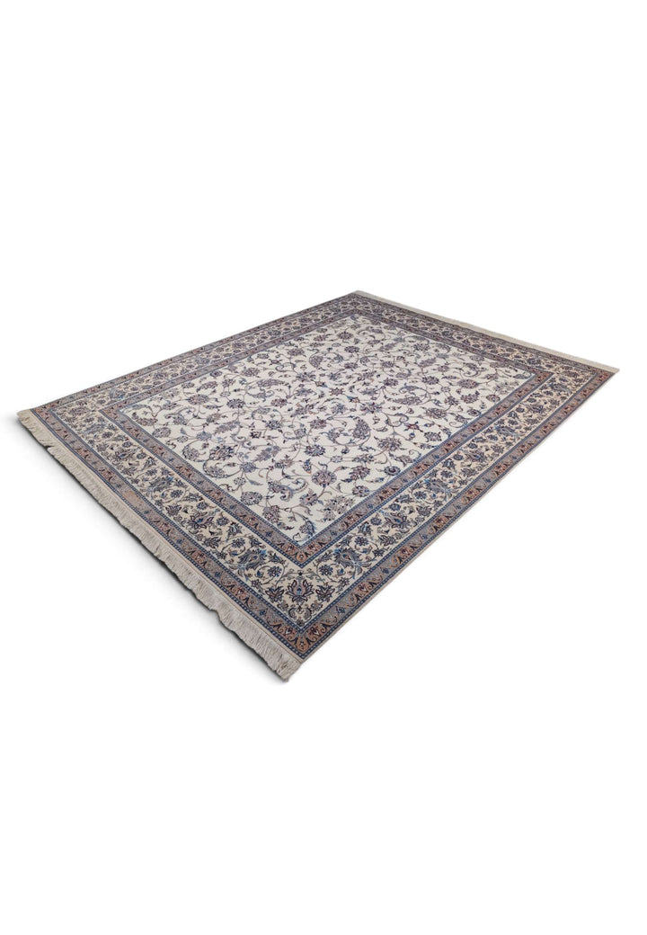 Ivory and salmon Nain rug for a living room, 4.5 tatami