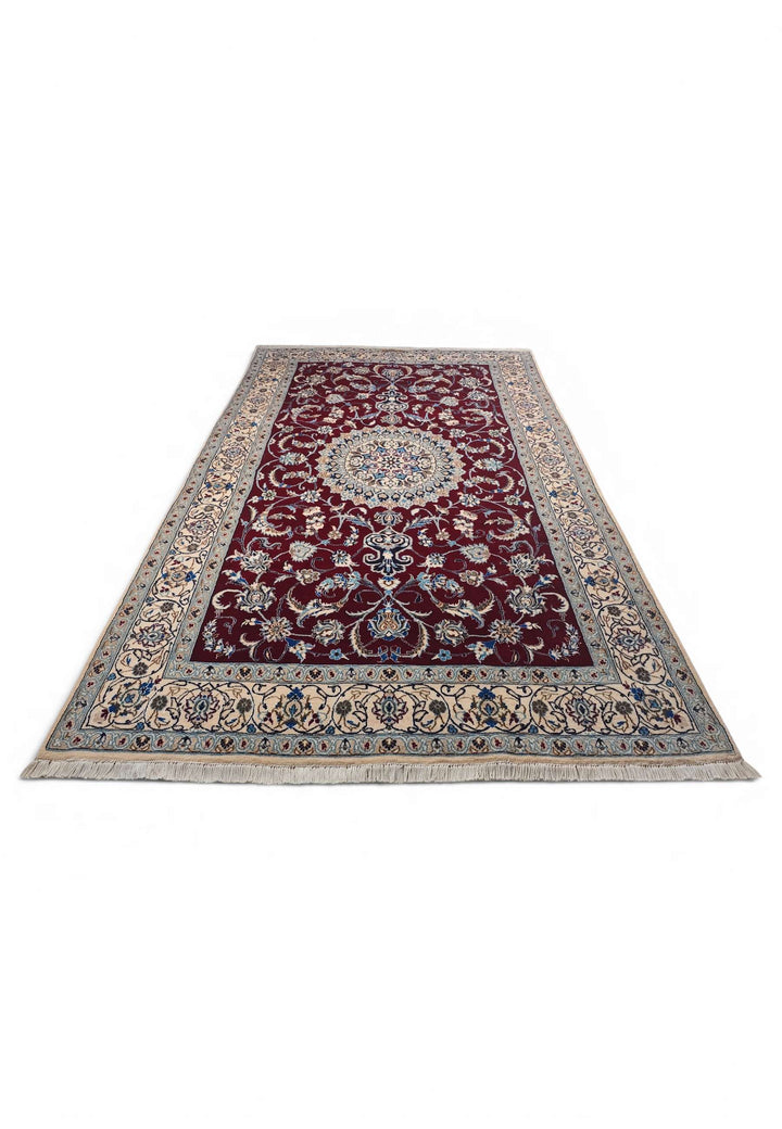 Wine red Nain rug 200×317cm, Persian craftsmanship