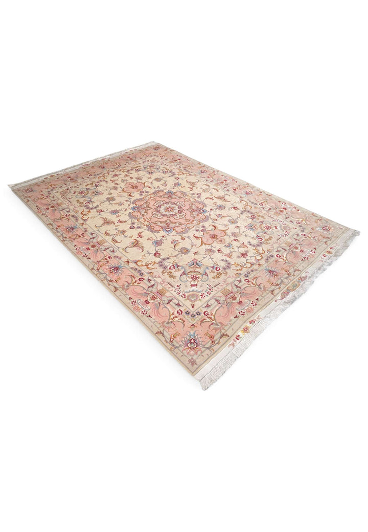 Cream rose vase Tabriz rug 151×202cm, Persian craftsmanship