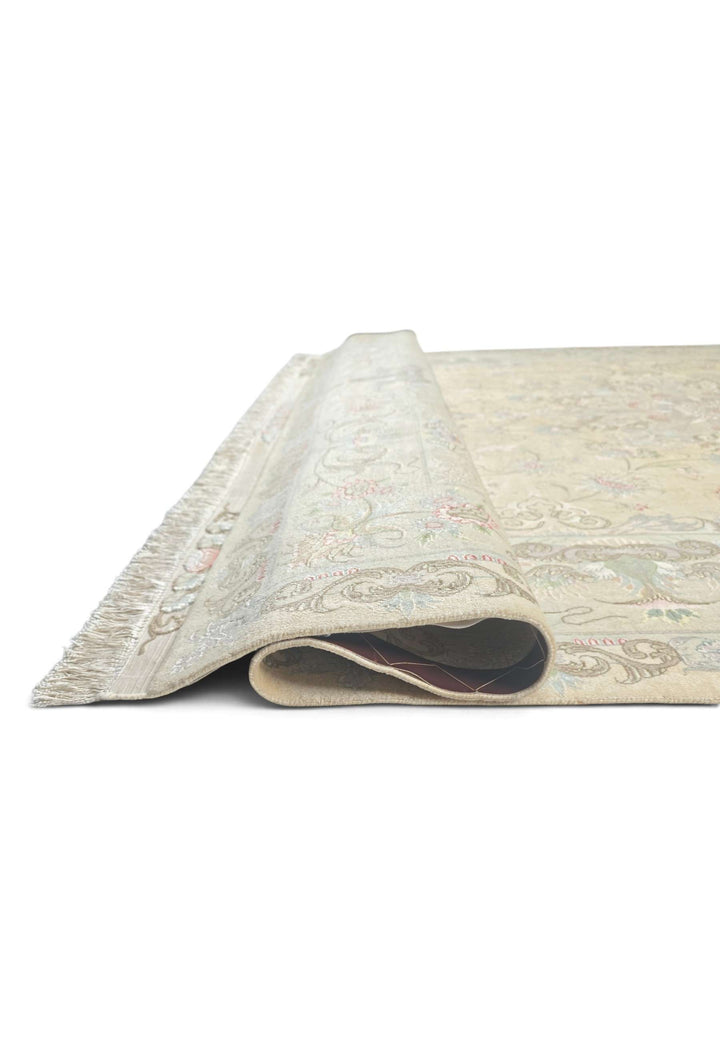 Cream and soft pink Tabriz rug for a living room, 4.5 tatami