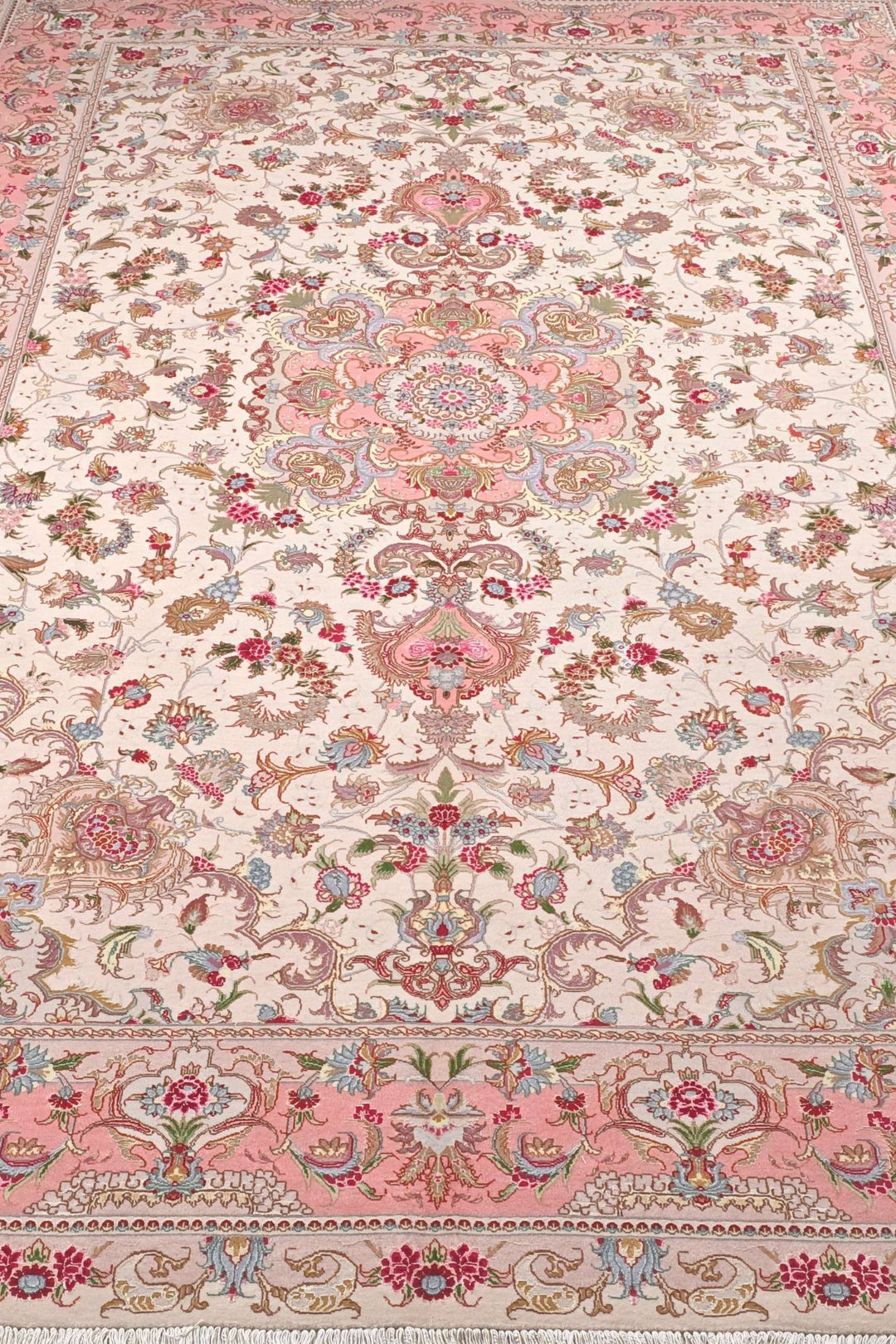 Cream rose pink medallion Tabriz rug field