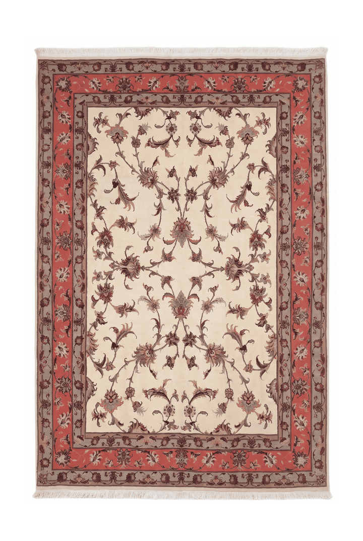 Ivory and coral serrated leaf Tabriz rug, 155×195cm, 2 tatami