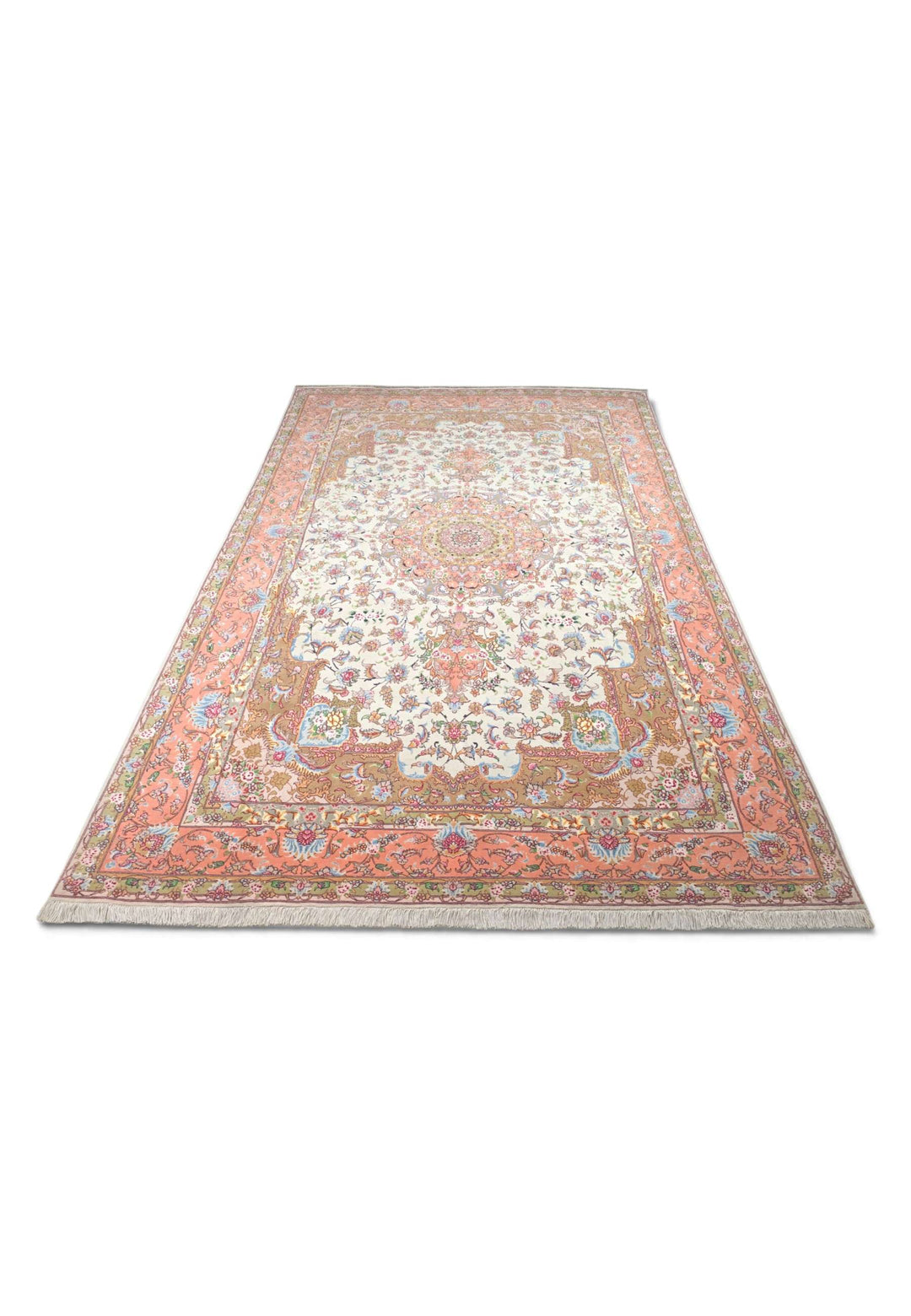 Ivory coral Tabriz rug 196×316cm, Persian craftsmanship