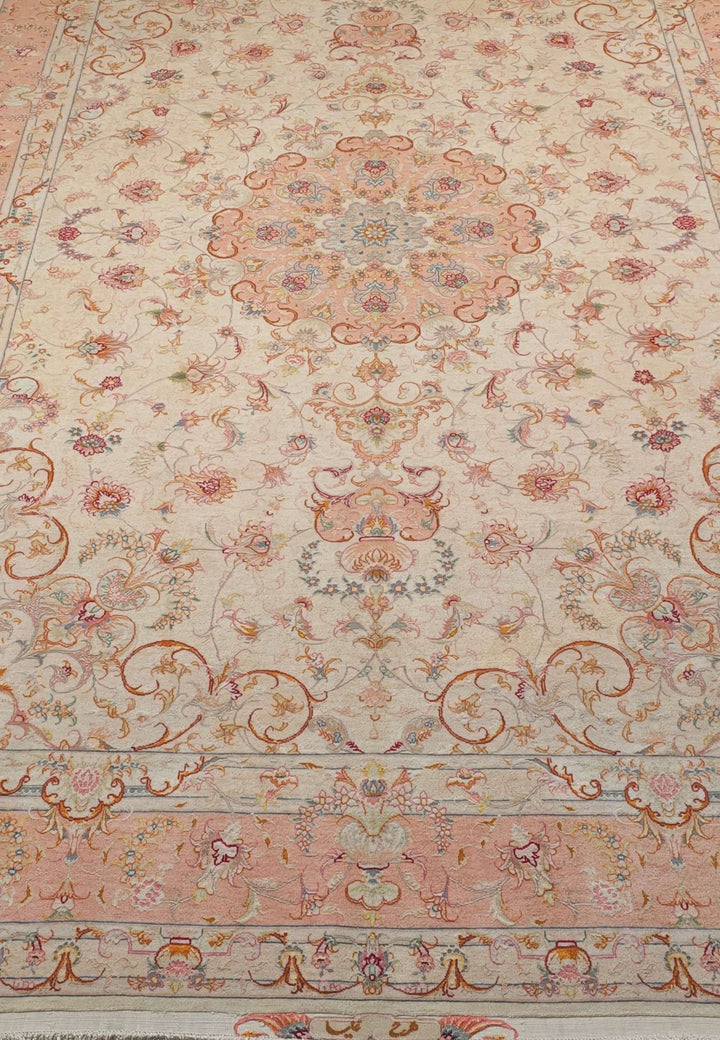 Ivory and peach Tabriz Persian rug, hand-knotted